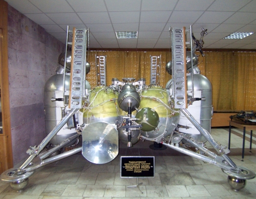 Landing module of Lunokhod